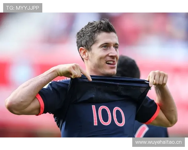 莱万多夫斯基点球能力解析:稳定性是否达到顶级射手标准 莱万多夫斯基点球能力解析:稳定性是否达到顶级射手标准