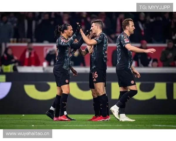 拜仁国内霸主地位松动:德甲竞争格局出现变化,对赛季走势形成制约 拜仁国内霸主地位松动:德甲竞争格局出现变化,对赛季走势形成制约