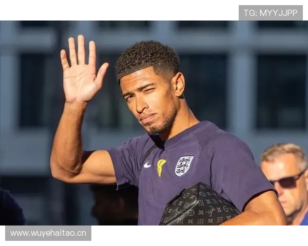 贝林厄姆今儿自带贵族气场，平时拿工资估计比我家年收入还多啊！